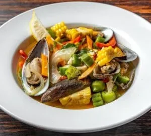 Breezes Island Grill Restaurant & Lounge