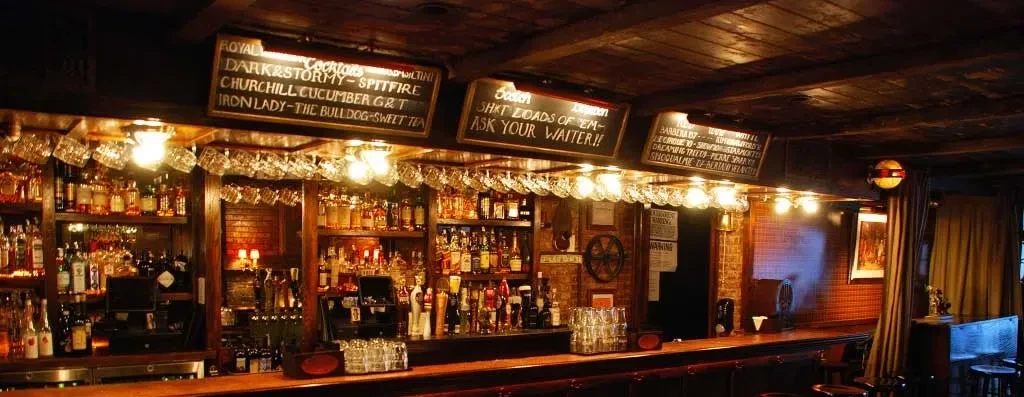 The Churchill Tavern
