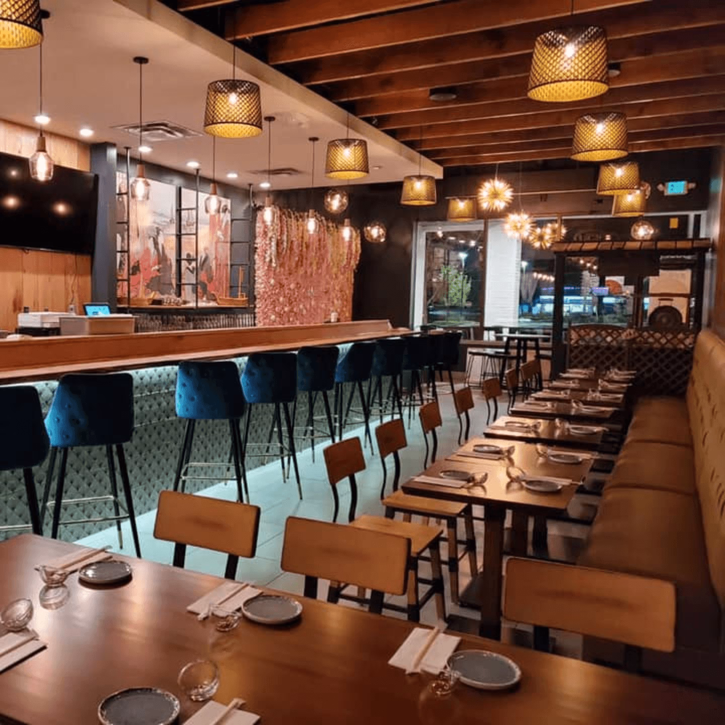 Akeno Sushi Bar and Thai