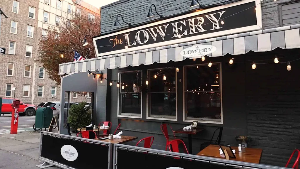 The Lowery Bar & Kitchen