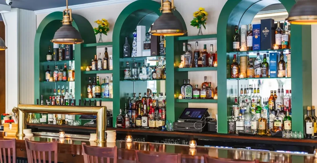 The Laurels Bar