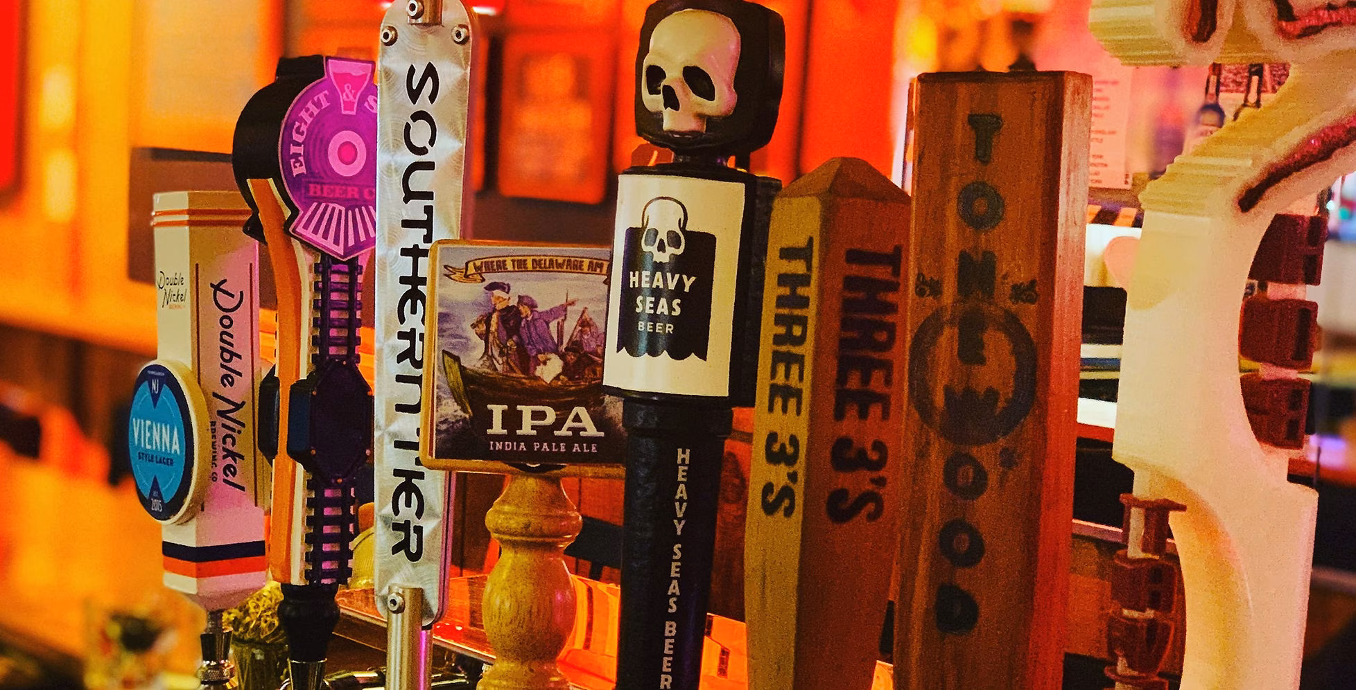 HOB Tavern