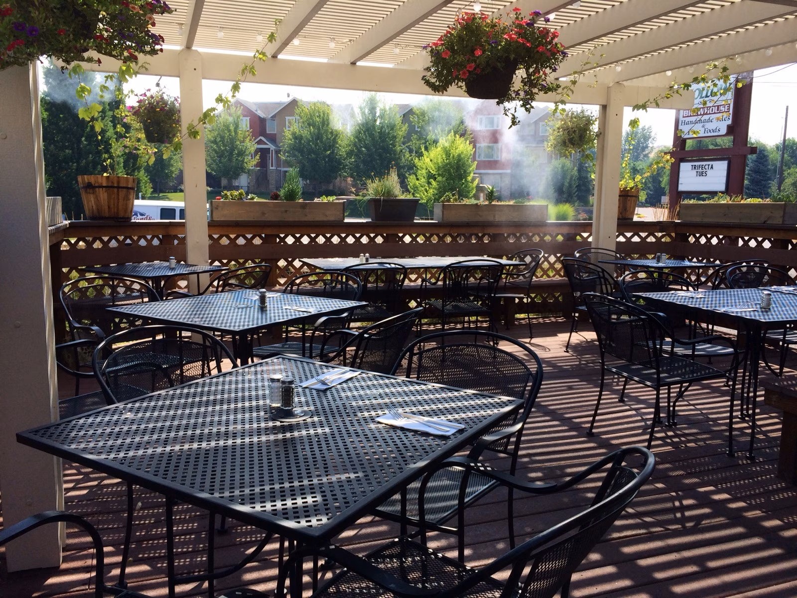 Highlands Hollow Brewhouse