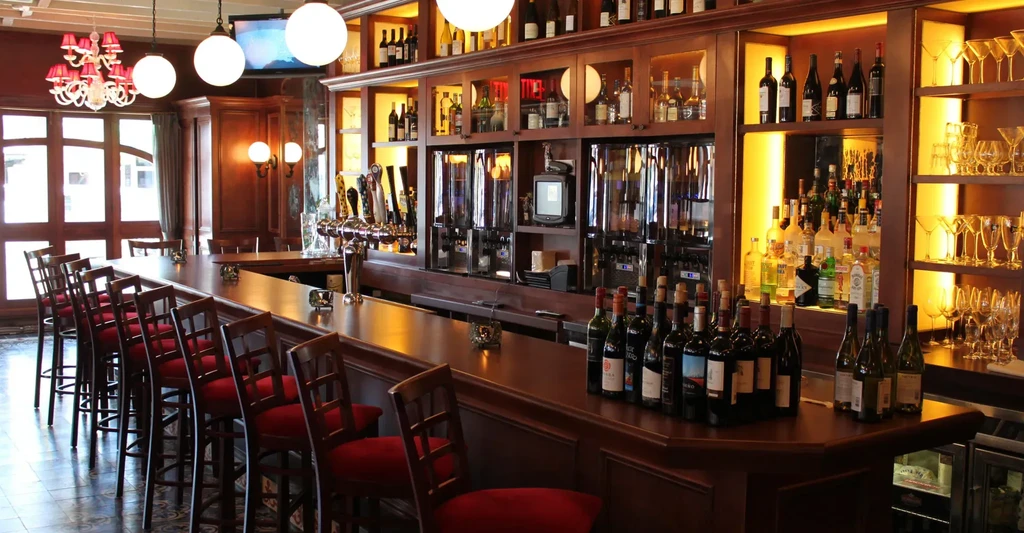 Aperitif Bistro Wine Bar