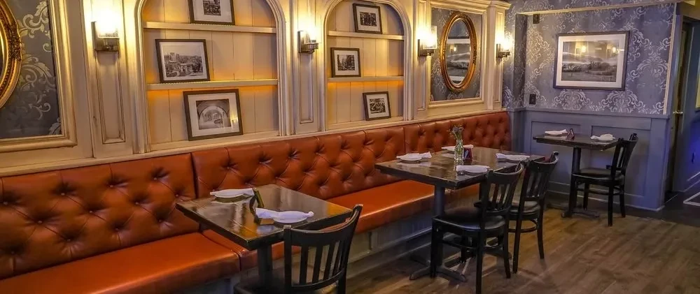 Foxy John's Bar & Kitchen