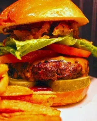 The Heights Bar & Grill