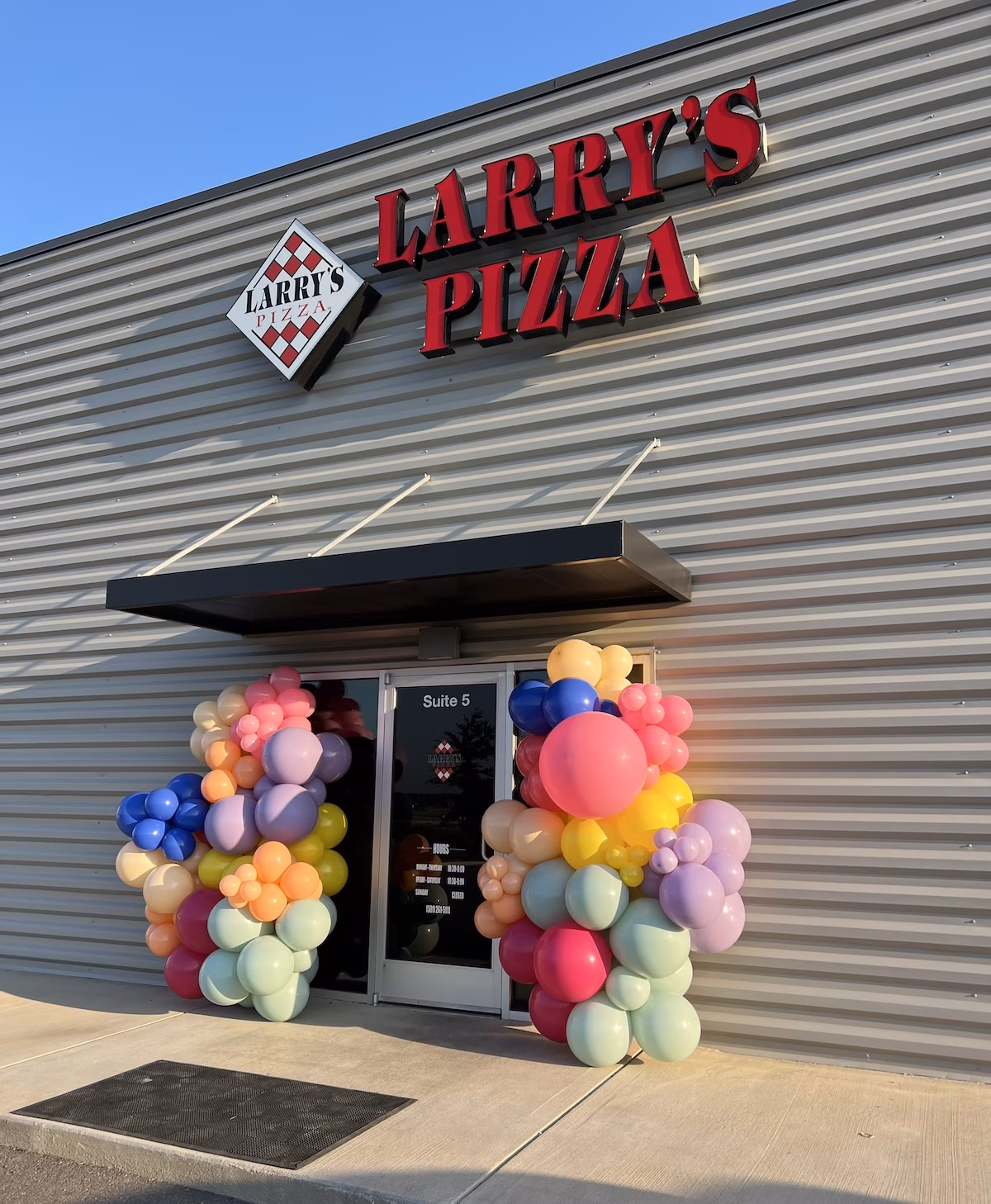 Larry's Pizza