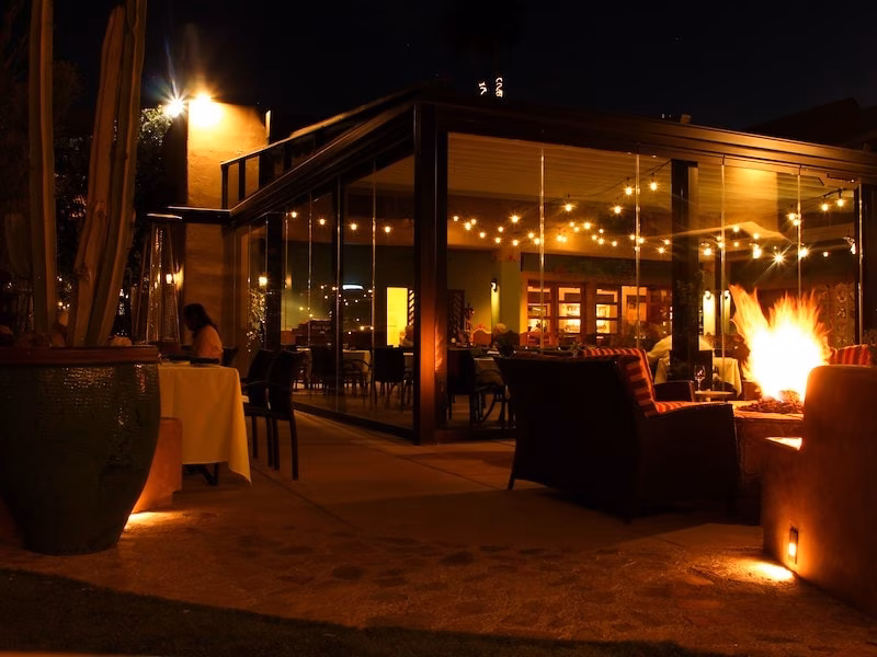 Terraza Garden Patio & Lounge