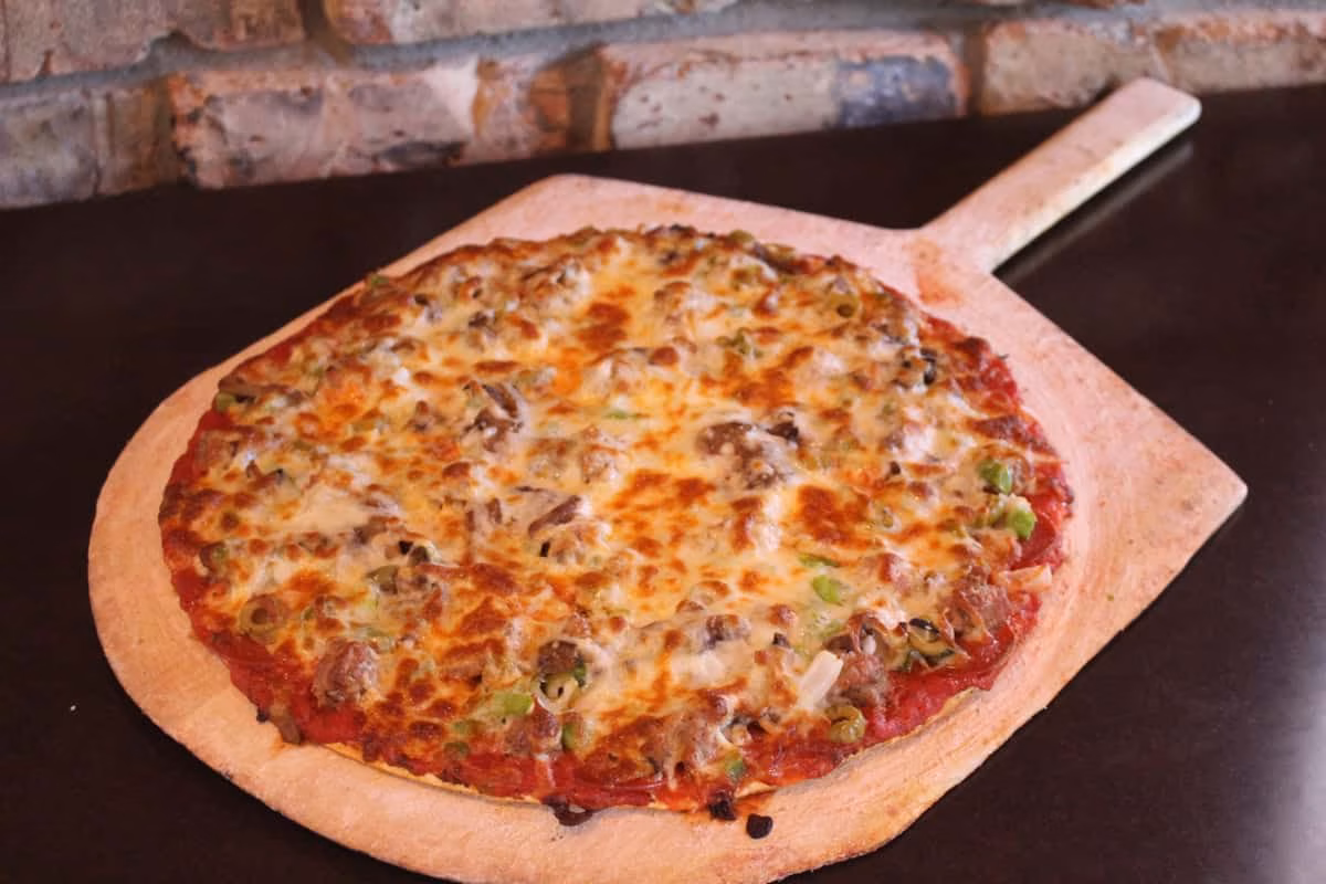 Latuff's Pizzeria