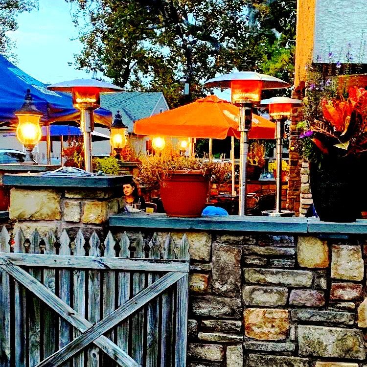 Vintage Bar And Grill