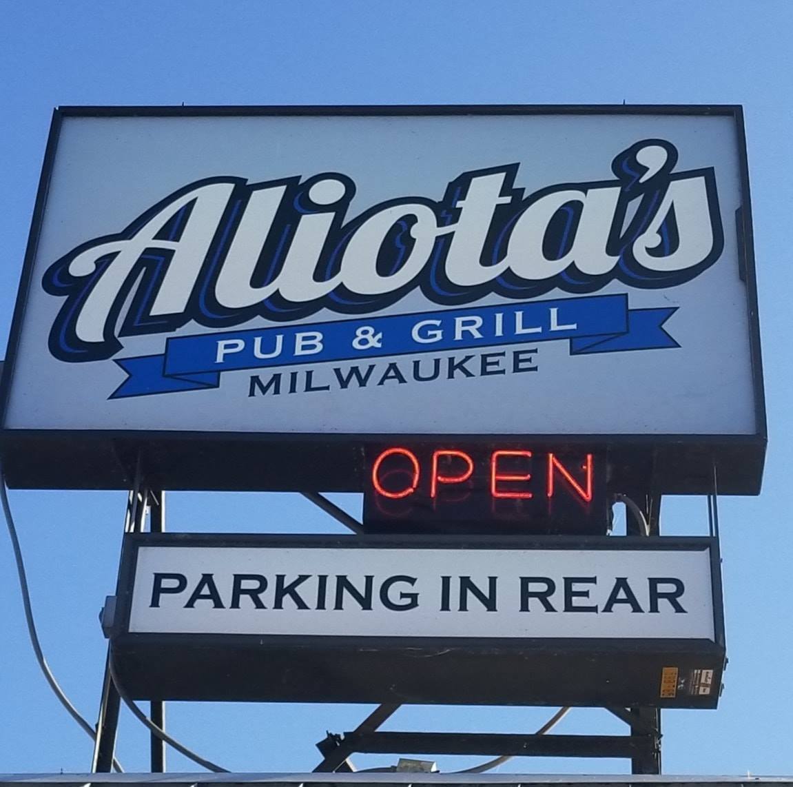 Aliota's Pub & Grill