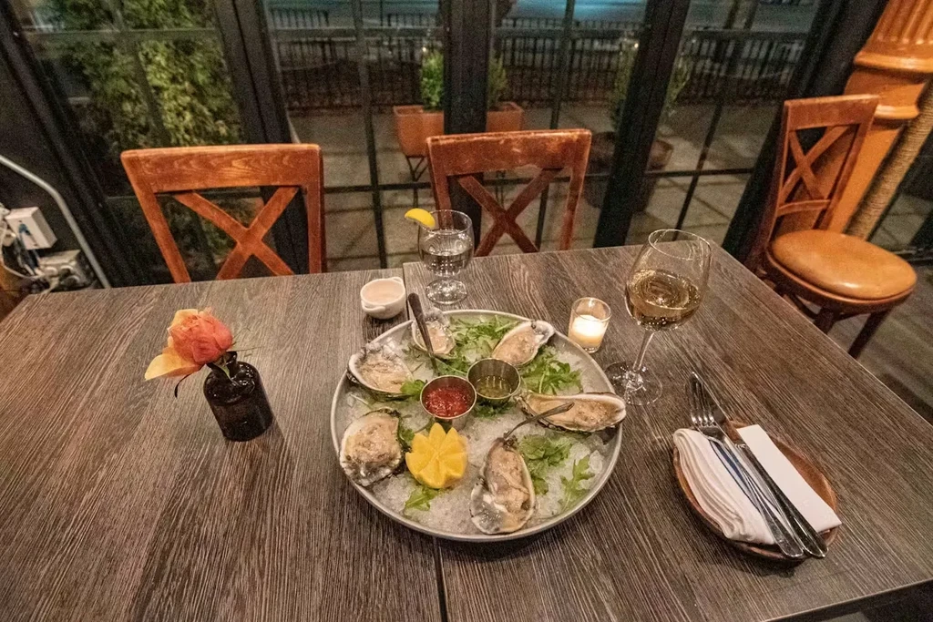 ELIS WINE BAR & RESTAURANT