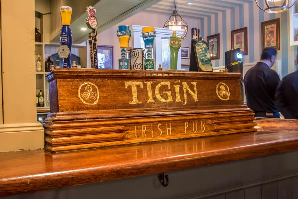 Tigín Irish Pub