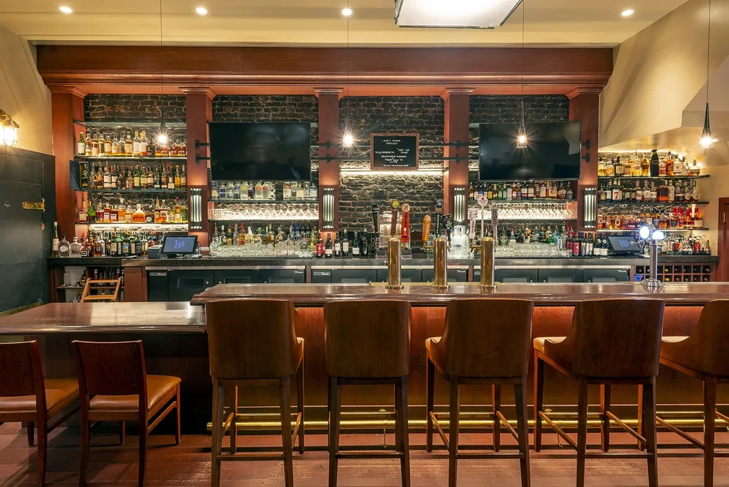 Sam's Tavern