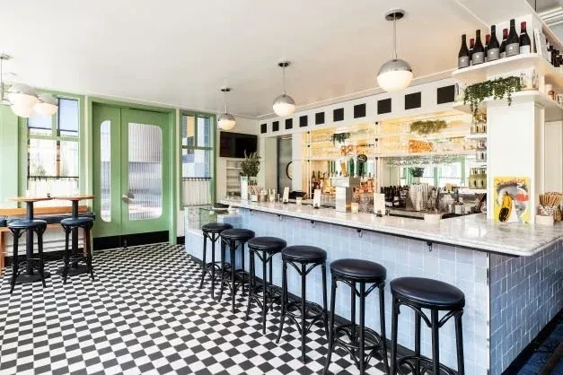 Charley Restaurant
