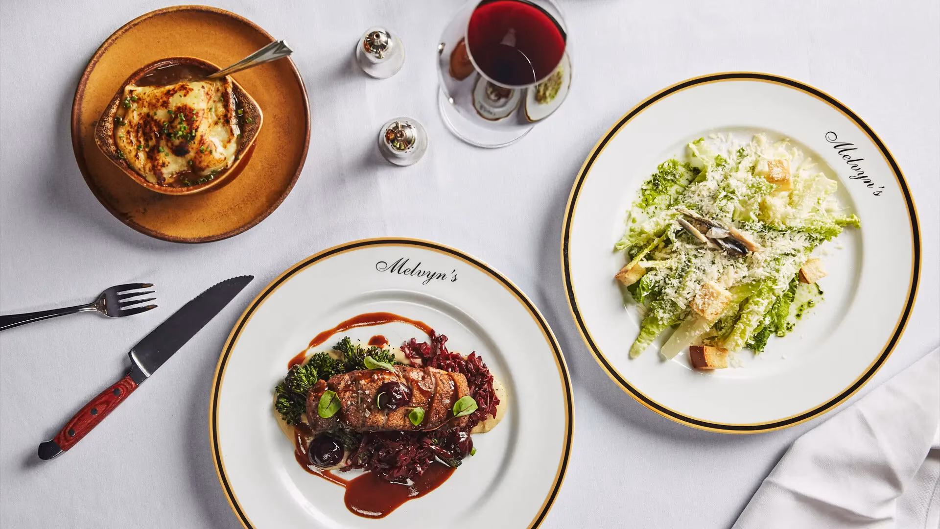 Melvyn's Restaurant & Lounge